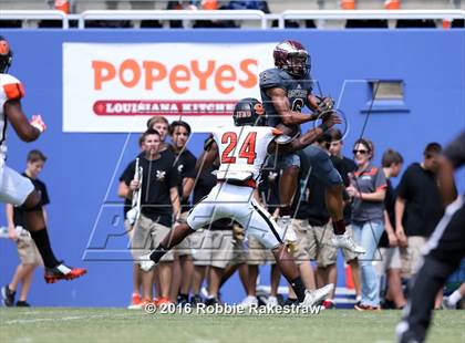 Thumbnail 3 in Rowlett vs. Rockwall photogallery.