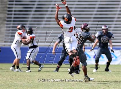 Thumbnail 2 in Rowlett vs. Rockwall photogallery.
