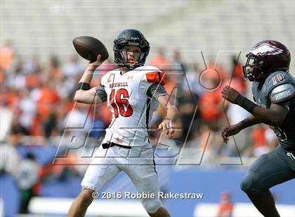 Thumbnail 3 in Rowlett vs. Rockwall photogallery.