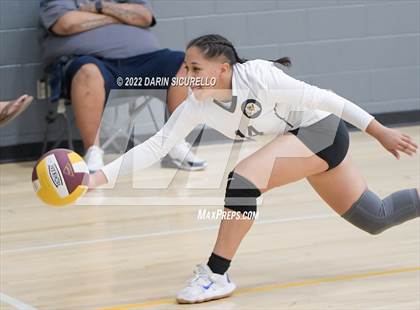 Thumbnail 1 in NFL Yet Academy vs Nogales (Epic Tourneys Volleyball Invite) photogallery.