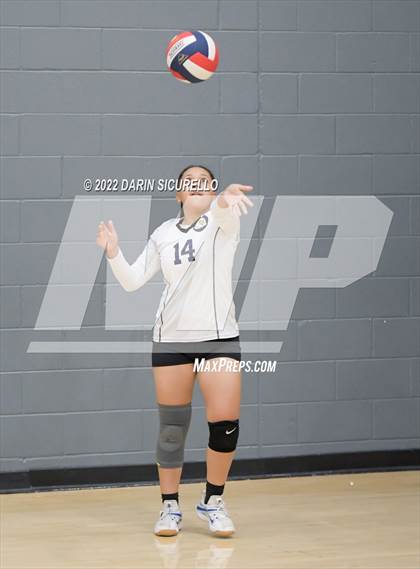 Thumbnail 1 in NFL Yet Academy vs Nogales (Epic Tourneys Volleyball Invite) photogallery.