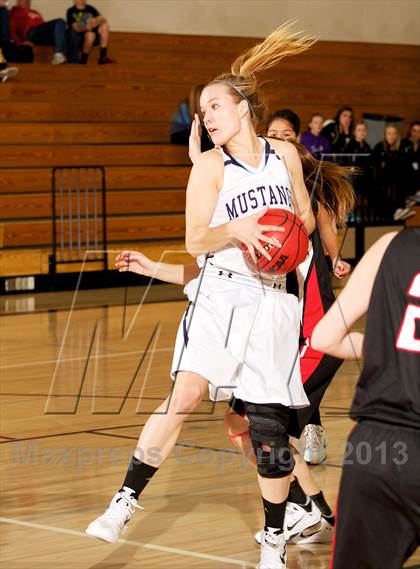 Thumbnail 1 in Pomona @ Ralston Valley photogallery.