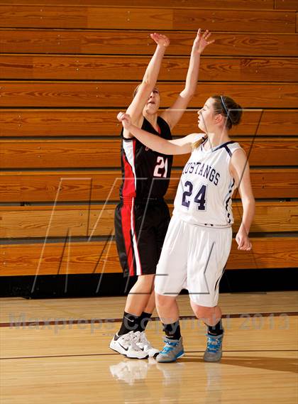 Thumbnail 1 in Pomona @ Ralston Valley photogallery.
