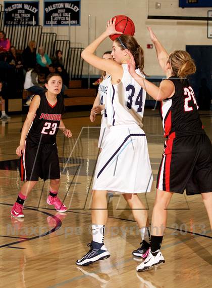 Thumbnail 2 in Pomona @ Ralston Valley photogallery.