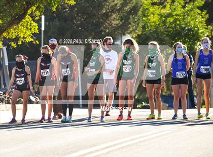 Thumbnail 3 in Heritage Distance Classic (Girls) photogallery.