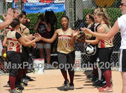 Thumbnail 2 in T.C. Roberson vs Harnett Central (NCHSAA 4A Consolation Final) photogallery.