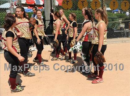 Thumbnail 2 in T.C. Roberson vs Harnett Central (NCHSAA 4A Consolation Final) photogallery.