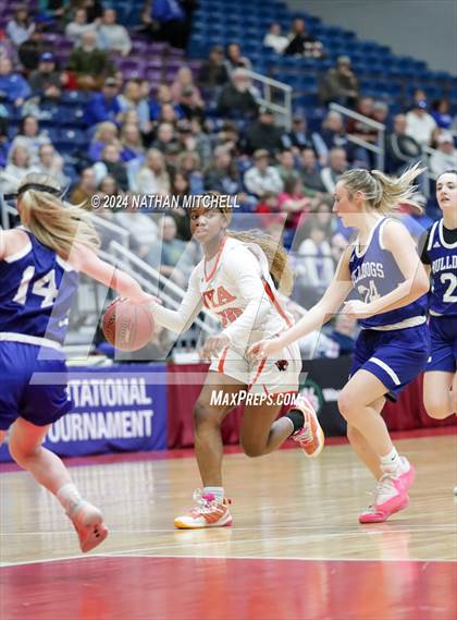 Thumbnail 3 in Madison vs. North Yarmouth Academy (MPA Class C Semifinal) photogallery.