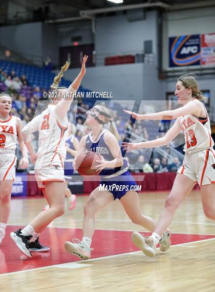 Thumbnail 3 in Madison vs. North Yarmouth Academy (MPA Class C Semifinal) photogallery.