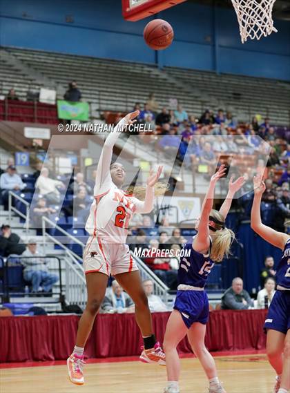 Thumbnail 1 in Madison vs. North Yarmouth Academy (MPA Class C Semifinal) photogallery.