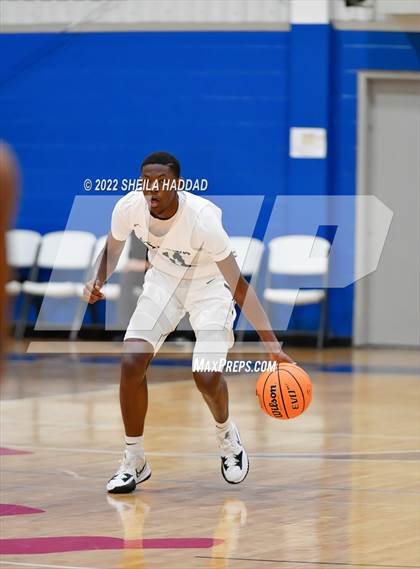 Thumbnail 2 in Alonso vs St. Petersburg (Sunbash Tournament) photogallery.