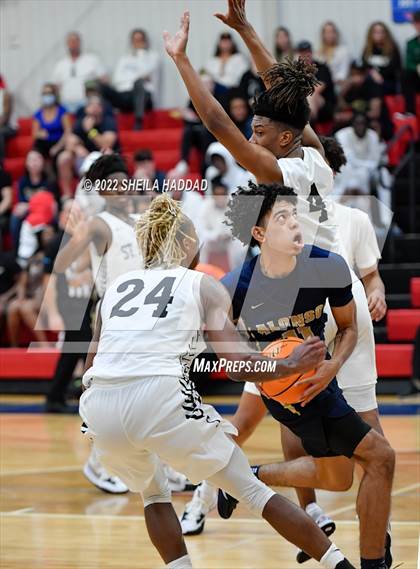Thumbnail 1 in Alonso vs St. Petersburg (Sunbash Tournament) photogallery.