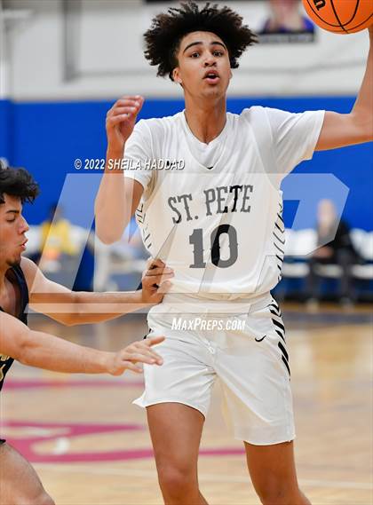 Thumbnail 1 in Alonso vs St. Petersburg (Sunbash Tournament) photogallery.