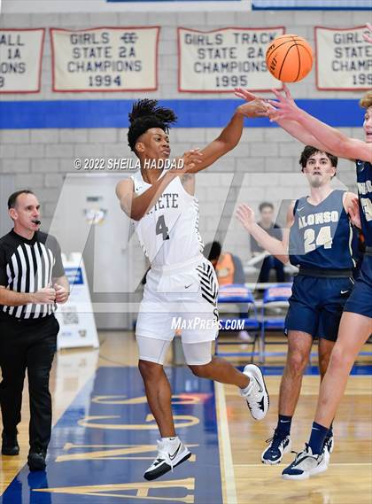 Thumbnail 1 in Alonso vs St. Petersburg (Sunbash Tournament) photogallery.