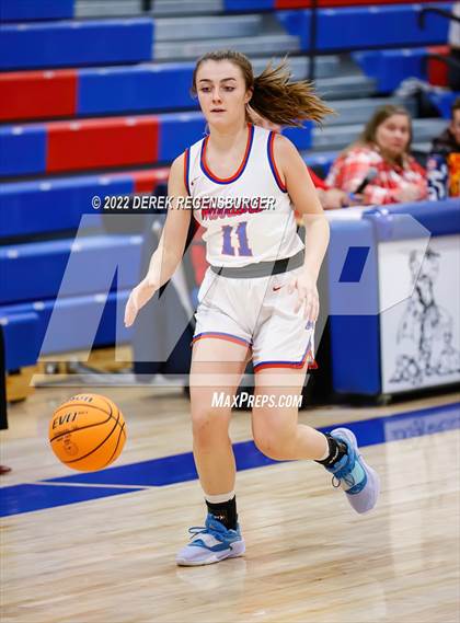 Thumbnail 1 in Mountain Range vs Centaurus (Boulder Valley Invitational) photogallery.