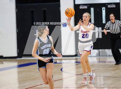 Thumbnail 3 in Mountain Range vs Centaurus (Boulder Valley Invitational) photogallery.