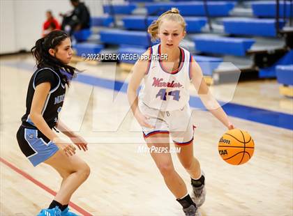 Thumbnail 3 in Mountain Range vs Centaurus (Boulder Valley Invitational) photogallery.