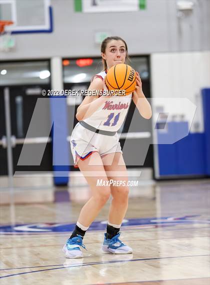 Thumbnail 2 in Mountain Range vs Centaurus (Boulder Valley Invitational) photogallery.