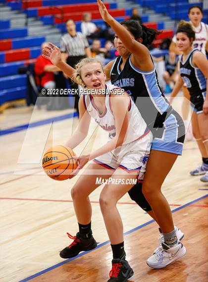 Thumbnail 1 in Mountain Range vs Centaurus (Boulder Valley Invitational) photogallery.