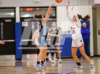 Thumbnail 3 in Mountain Range vs Centaurus (Boulder Valley Invitational) photogallery.