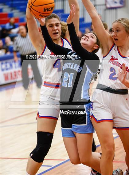 Thumbnail 1 in Mountain Range vs Centaurus (Boulder Valley Invitational) photogallery.