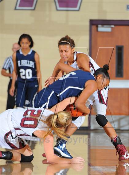 Thumbnail 3 in Dr. Phillips vs. Ossining (Nike Tournament of Champions) photogallery.