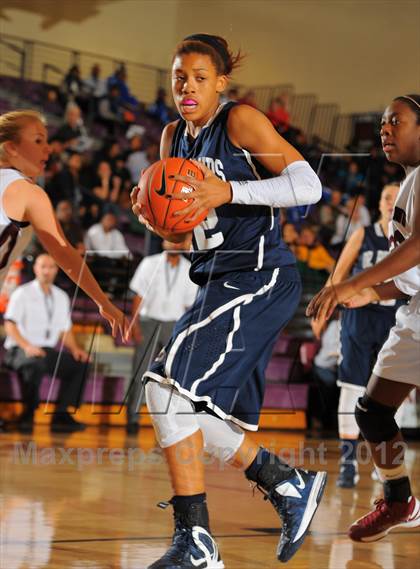 Thumbnail 3 in Dr. Phillips vs. Ossining (Nike Tournament of Champions) photogallery.