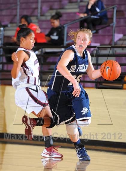 Thumbnail 2 in Dr. Phillips vs. Ossining (Nike Tournament of Champions) photogallery.
