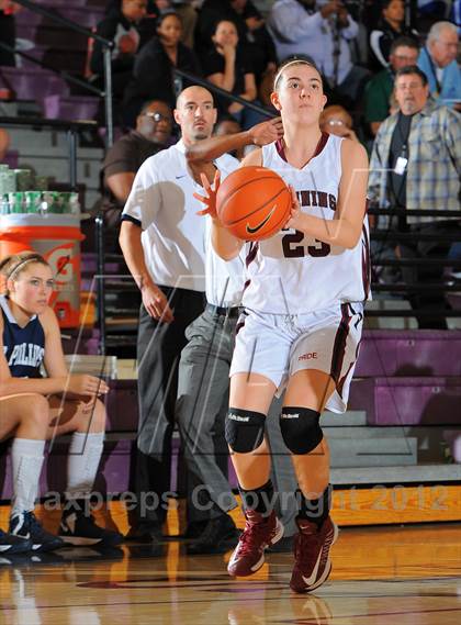 Thumbnail 1 in Dr. Phillips vs. Ossining (Nike Tournament of Champions) photogallery.