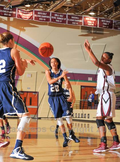 Thumbnail 3 in Dr. Phillips vs. Ossining (Nike Tournament of Champions) photogallery.