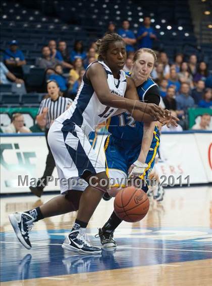 Thumbnail 1 in Christian Life Academy vs Horizon (CIF SDS D5 Final) photogallery.