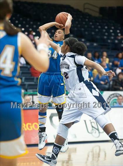 Thumbnail 1 in Christian Life Academy vs Horizon (CIF SDS D5 Final) photogallery.