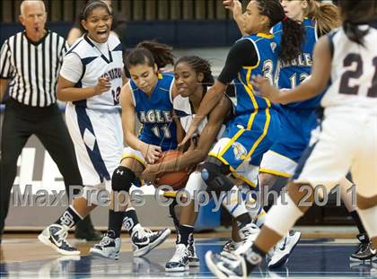 Thumbnail 3 in Christian Life Academy vs Horizon (CIF SDS D5 Final) photogallery.