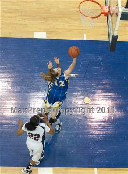 Thumbnail 3 in Christian Life Academy vs Horizon (CIF SDS D5 Final) photogallery.