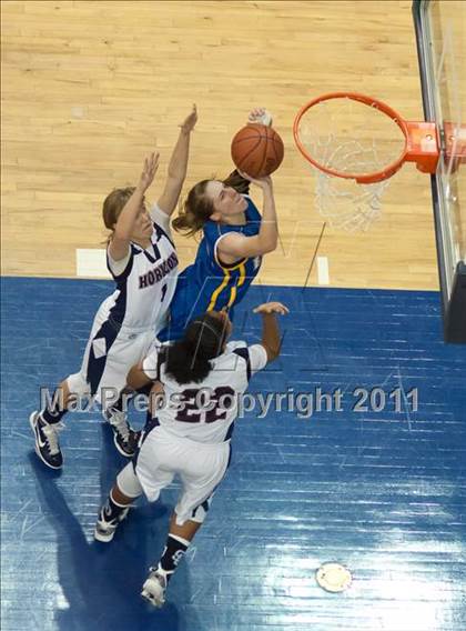 Thumbnail 3 in Christian Life Academy vs Horizon (CIF SDS D5 Final) photogallery.