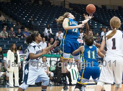 Thumbnail 2 in Christian Life Academy vs Horizon (CIF SDS D5 Final) photogallery.