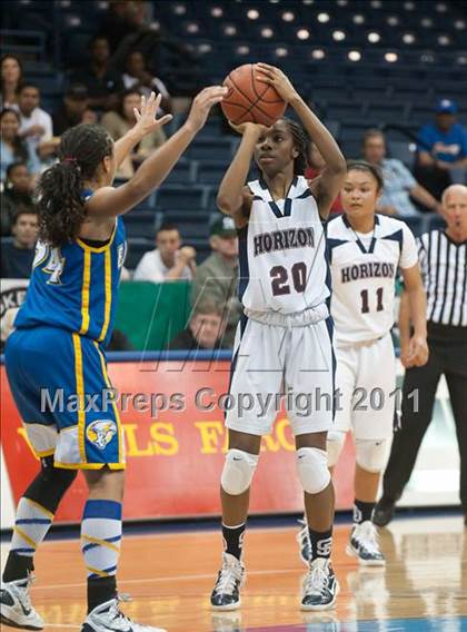 Thumbnail 1 in Christian Life Academy vs Horizon (CIF SDS D5 Final) photogallery.