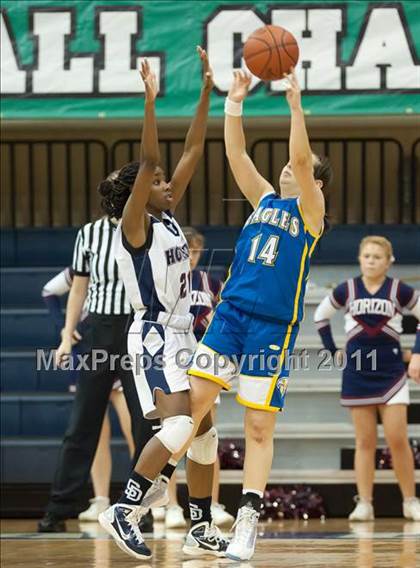 Thumbnail 1 in Christian Life Academy vs Horizon (CIF SDS D5 Final) photogallery.