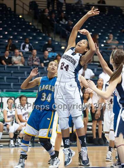 Thumbnail 2 in Christian Life Academy vs Horizon (CIF SDS D5 Final) photogallery.