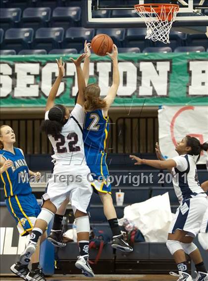 Thumbnail 1 in Christian Life Academy vs Horizon (CIF SDS D5 Final) photogallery.