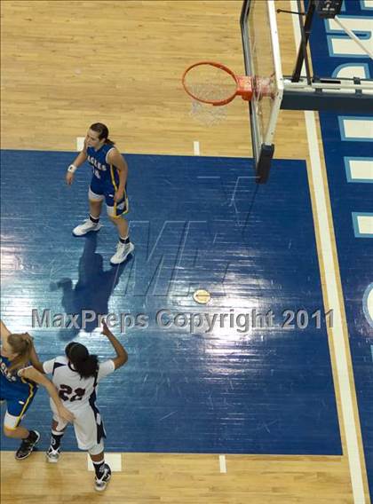 Thumbnail 2 in Christian Life Academy vs Horizon (CIF SDS D5 Final) photogallery.