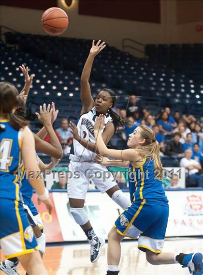 Thumbnail 2 in Christian Life Academy vs Horizon (CIF SDS D5 Final) photogallery.