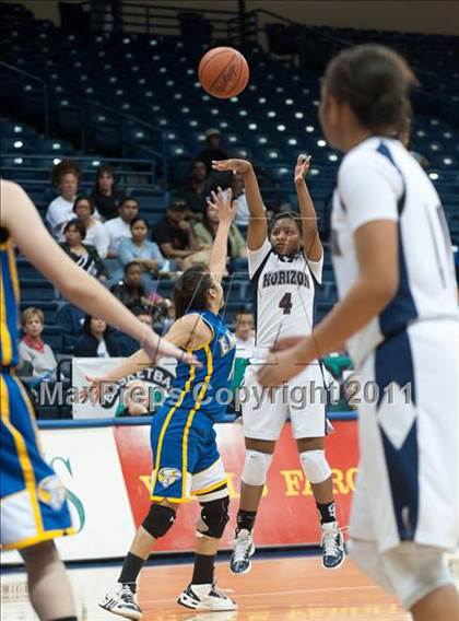 Thumbnail 2 in Christian Life Academy vs Horizon (CIF SDS D5 Final) photogallery.