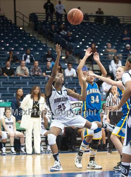 Thumbnail 3 in Christian Life Academy vs Horizon (CIF SDS D5 Final) photogallery.