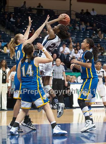 Thumbnail 3 in Christian Life Academy vs Horizon (CIF SDS D5 Final) photogallery.
