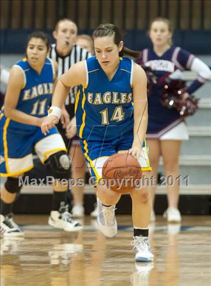 Thumbnail 3 in Christian Life Academy vs Horizon (CIF SDS D5 Final) photogallery.