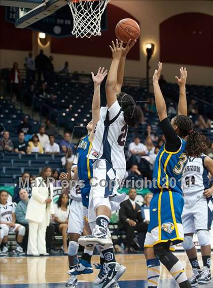 Thumbnail 3 in Christian Life Academy vs Horizon (CIF SDS D5 Final) photogallery.