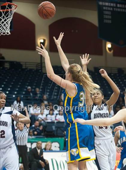 Thumbnail 3 in Christian Life Academy vs Horizon (CIF SDS D5 Final) photogallery.