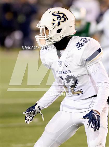 Thumbnail 1 in De La Salle vs. St. John Bosco (CIF State Open Division Final) photogallery.