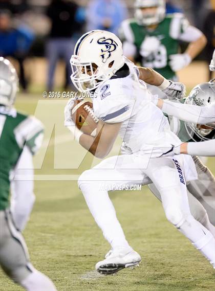 Thumbnail 2 in De La Salle vs. St. John Bosco (CIF State Open Division Final) photogallery.